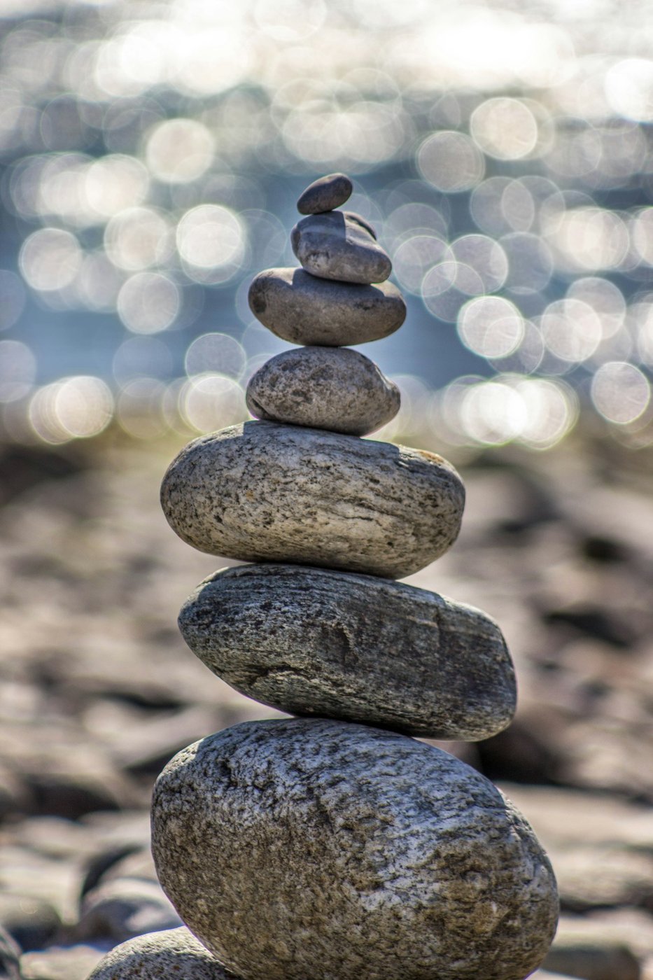 Piedras en equilibrio, representando el balance del cuerpo